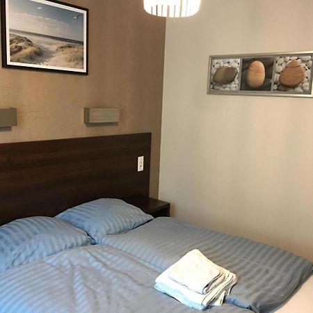 Azzurro Hotel Łukęcin Екстериор снимка