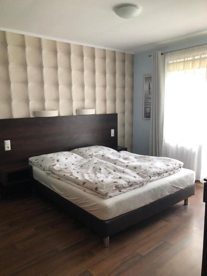 Azzurro Hotel Łukęcin Екстериор снимка