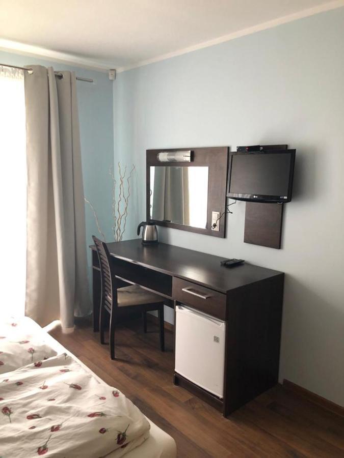Azzurro Hotel Łukęcin Екстериор снимка